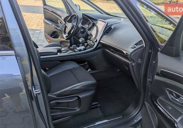 Сірий Рено Еспейс, об'ємом двигуна 2 л та пробігом 157 тис. км за 25700 $, фото 24 на Automoto.ua