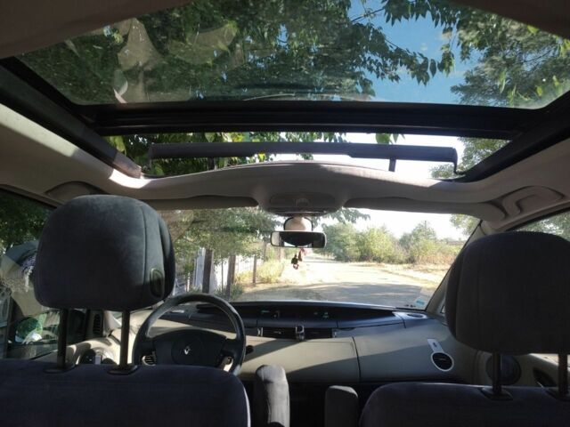 Серый Рено Эспейс, объемом двигателя 2 л и пробегом 240 тыс. км за 4800 $, фото 8 на Automoto.ua