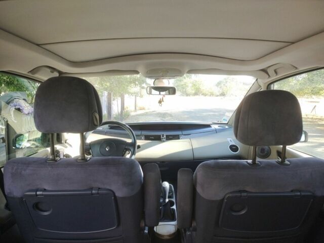 Серый Рено Эспейс, объемом двигателя 2 л и пробегом 240 тыс. км за 4800 $, фото 7 на Automoto.ua