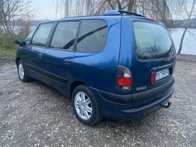 Синий Рено Эспейс, объемом двигателя 2 л и пробегом 318 тыс. км за 3750 $, фото 2 на Automoto.ua