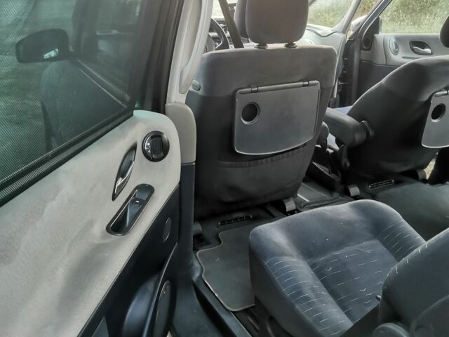 Синий Рено Эспейс, объемом двигателя 3 л и пробегом 160 тыс. км за 4900 $, фото 20 на Automoto.ua