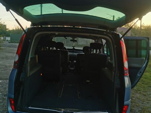 Синий Рено Эспейс, объемом двигателя 3 л и пробегом 160 тыс. км за 4900 $, фото 19 на Automoto.ua