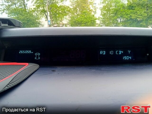 Синий Рено Эспейс, объемом двигателя 1.9 л и пробегом 286 тыс. км за 5000 $, фото 5 на Automoto.ua