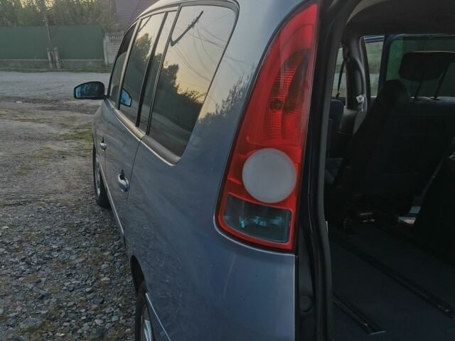 Синий Рено Эспейс, объемом двигателя 3 л и пробегом 160 тыс. км за 4900 $, фото 22 на Automoto.ua