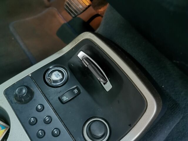 Синий Рено Эспейс, объемом двигателя 3 л и пробегом 160 тыс. км за 4900 $, фото 12 на Automoto.ua