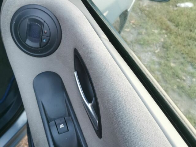 Синий Рено Эспейс, объемом двигателя 3 л и пробегом 160 тыс. км за 4900 $, фото 14 на Automoto.ua