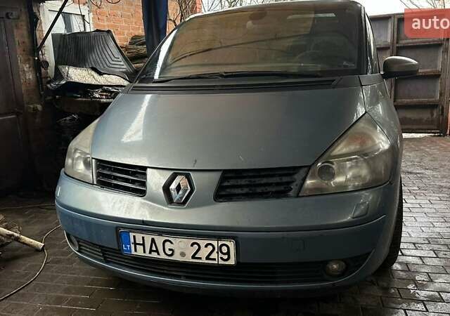 Синий Рено Эспейс, объемом двигателя 3 л и пробегом 200 тыс. км за 1000 $, фото 1 на Automoto.ua