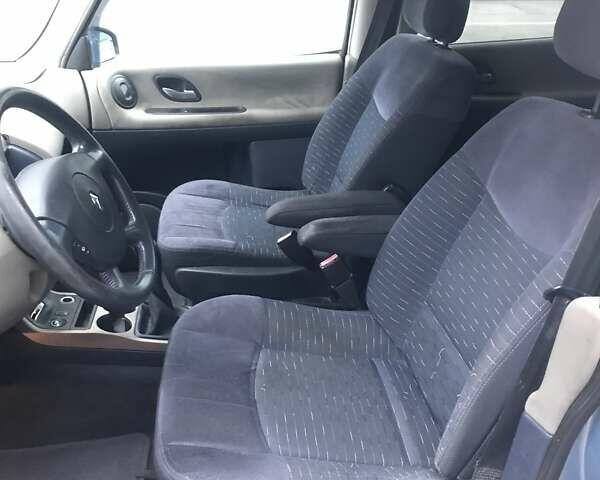 Синій Рено Еспейс, об'ємом двигуна 2.19 л та пробігом 310 тис. км за 4000 $, фото 13 на Automoto.ua