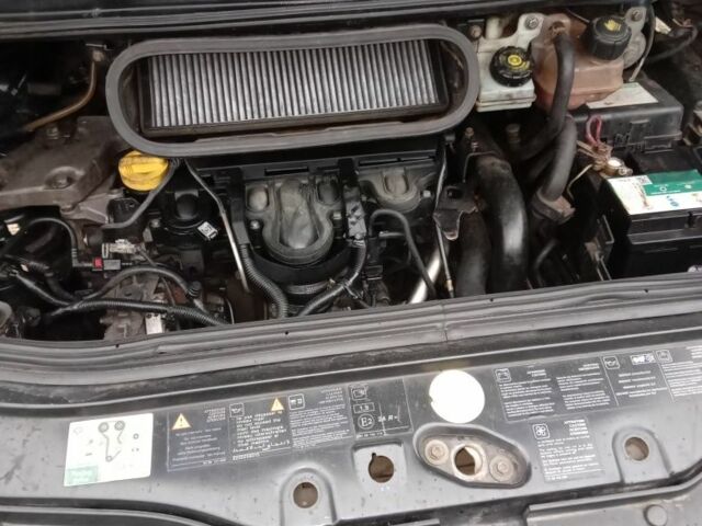 Синій Рено Еспейс, об'ємом двигуна 2.2 л та пробігом 533 тис. км за 4000 $, фото 3 на Automoto.ua