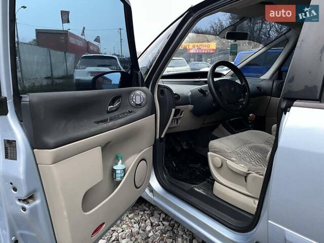 Синій Рено Еспейс, об'ємом двигуна 1.9 л та пробігом 450 тис. км за 5950 $, фото 10 на Automoto.ua