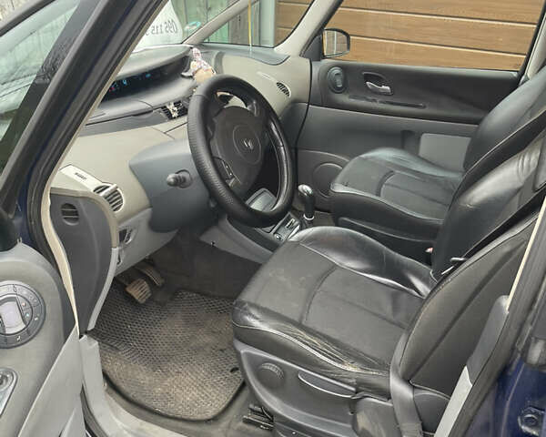 Синий Рено Эспейс, объемом двигателя 2 л и пробегом 230 тыс. км за 6500 $, фото 4 на Automoto.ua