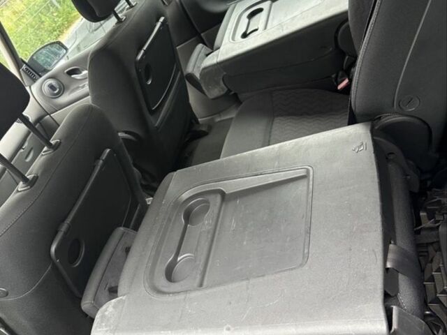 Рено Еспейс 2006 у Одесі на Automoto.ua Синій Рено Еспейс, об'ємом двигуна 0 л та пробігом 300 тис. км за 2975 $, фото 4 на Automoto.ua