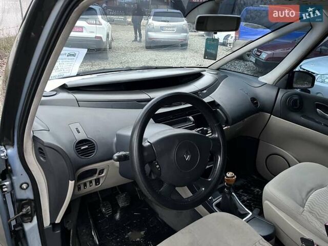 Синій Рено Еспейс, об'ємом двигуна 1.9 л та пробігом 450 тис. км за 5950 $, фото 11 на Automoto.ua