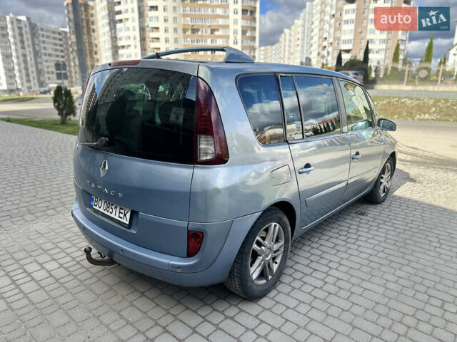 Рено Эспейс 2006 в Тернополе на Automoto.ua Синий Рено Эспейс, объемом двигателя 2.19 л и пробегом 350 тыс. км за 3300 $, фото 11 на Automoto.ua