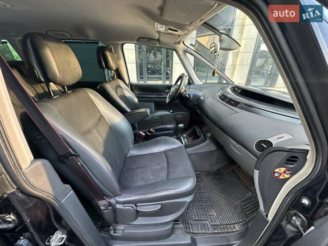 Синий Рено Эспейс, объемом двигателя 2 л и пробегом 260 тыс. км за 6700 $, фото 21 на Automoto.ua