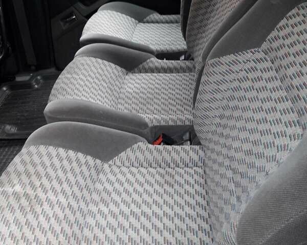 Зеленый Рено Эспейс, объемом двигателя 2.2 л и пробегом 220 тыс. км за 2750 $, фото 3 на Automoto.ua