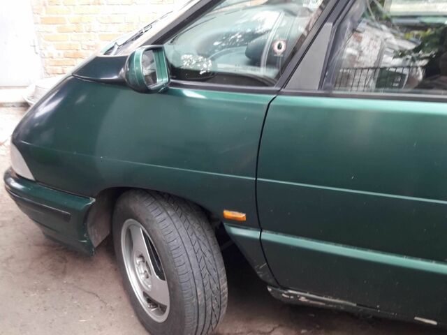 Рено Эспейс 1993 в Александрие на Automoto.ua Зеленый Рено Эспейс, объемом двигателя 2.2 л и пробегом 220 тыс. км за 2750 $, фото 1 на Automoto.ua