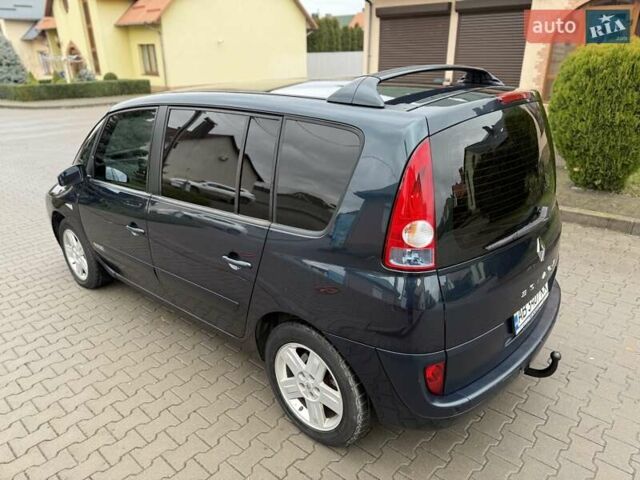 Зелений Рено Еспейс, об'ємом двигуна 2.2 л та пробігом 280 тис. км за 4777 $, фото 10 на Automoto.ua