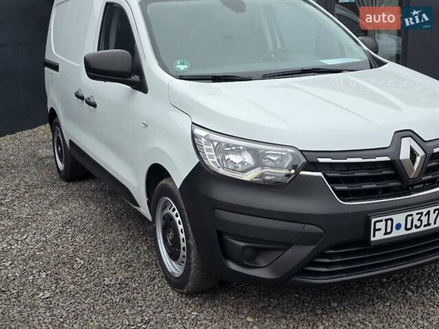 Білий Рено Експрес, об'ємом двигуна 1.5 л та пробігом 49 тис. км за 15999 $, фото 61 на Automoto.ua