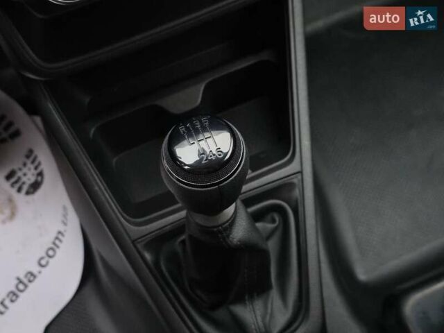 Білий Рено Експрес, об'ємом двигуна 1.5 л та пробігом 49 тис. км за 15999 $, фото 42 на Automoto.ua