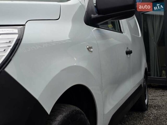 Білий Рено Експрес, об'ємом двигуна 1.5 л та пробігом 49 тис. км за 15999 $, фото 71 на Automoto.ua