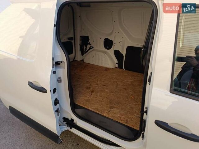 Белый Рено Экспресс, объемом двигателя 1.46 л и пробегом 87 тыс. км за 12200 $, фото 6 на Automoto.ua