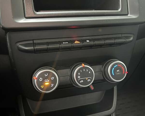 Белый Рено Экспресс, объемом двигателя 1.46 л и пробегом 156 тыс. км за 12796 $, фото 22 на Automoto.ua