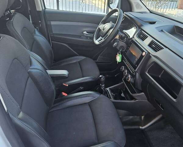 Білий Рено Експрес, об'ємом двигуна 1.46 л та пробігом 40 тис. км за 14600 $, фото 25 на Automoto.ua