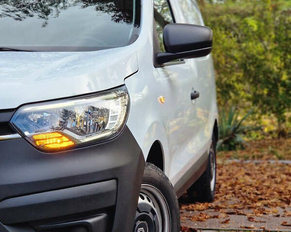 Рено Экспресс 2023 в Дрогобыче на Automoto.ua Белый Рено Экспресс, объемом двигателя 1.46 л и пробегом 52 тыс. км за 13900 $, фото 40 на Automoto.ua