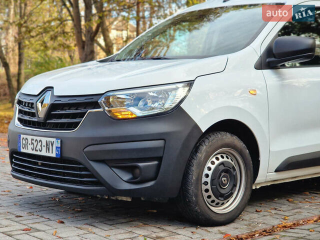 Рено Экспресс 2023 в Дрогобыче на Automoto.ua Белый Рено Экспресс, объемом двигателя 1.46 л и пробегом 52 тыс. км за 13900 $, фото 39 на Automoto.ua