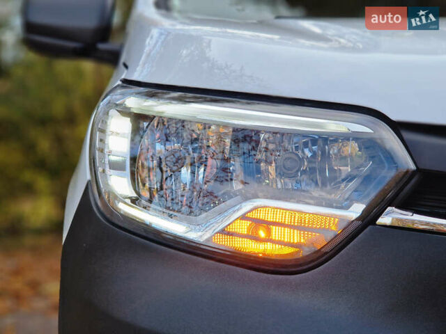 Рено Экспресс 2023 в Дрогобыче на Automoto.ua Белый Рено Экспресс, объемом двигателя 1.46 л и пробегом 52 тыс. км за 13900 $, фото 37 на Automoto.ua