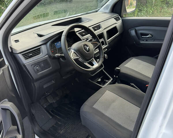 Білий Рено Експрес, об'ємом двигуна 1.46 л та пробігом 11 тис. км за 13250 $, фото 9 на Automoto.ua