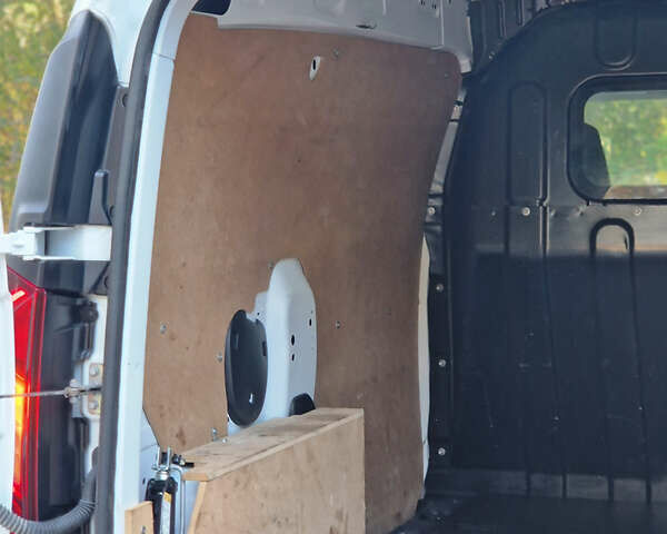 Рено Экспресс 2023 в Дрогобыче на Automoto.ua Белый Рено Экспресс, объемом двигателя 1.46 л и пробегом 52 тыс. км за 13900 $, фото 45 на Automoto.ua