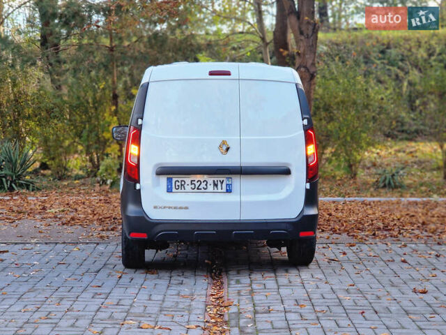 Рено Экспресс 2023 в Дрогобыче на Automoto.ua Белый Рено Экспресс, объемом двигателя 1.46 л и пробегом 52 тыс. км за 13900 $, фото 28 на Automoto.ua