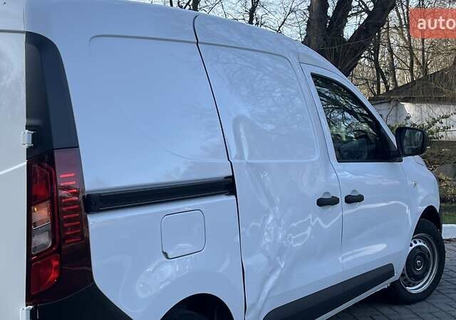 Білий Рено Експрес, об'ємом двигуна 1.46 л та пробігом 52 тис. км за 12999 $, фото 41 на Automoto.ua