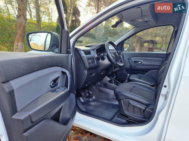 Рено Экспресс 2023 в Дрогобыче на Automoto.ua Белый Рено Экспресс, объемом двигателя 1.46 л и пробегом 52 тыс. км за 13900 $, фото 68 на Automoto.ua