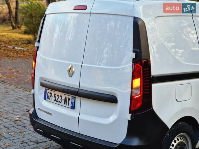 Рено Экспресс 2023 в Дрогобыче на Automoto.ua Белый Рено Экспресс, объемом двигателя 1.46 л и пробегом 52 тыс. км за 13900 $, фото 31 на Automoto.ua