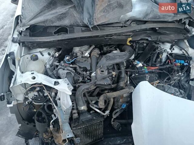 Белый Рено Экспресс, объемом двигателя 1.5 л и пробегом 50 тыс. км за 6900 $, фото 6 на Automoto.ua