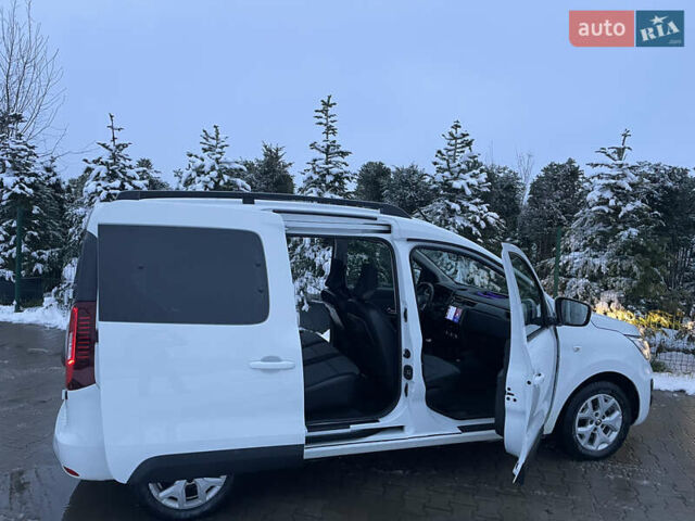 Белый Рено Экспресс, объемом двигателя 1.5 л и пробегом 224 тыс. км за 15799 $, фото 11 на Automoto.ua