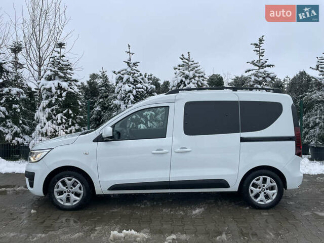 Белый Рено Экспресс, объемом двигателя 1.5 л и пробегом 224 тыс. км за 15799 $, фото 2 на Automoto.ua