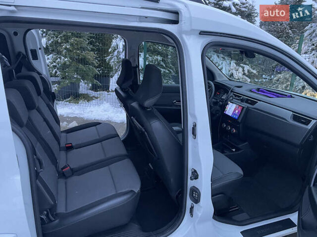 Белый Рено Экспресс, объемом двигателя 1.5 л и пробегом 224 тыс. км за 15799 $, фото 9 на Automoto.ua