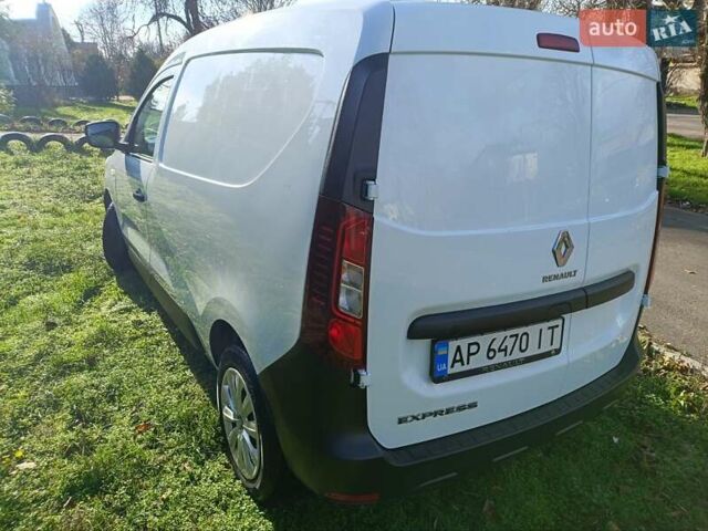 Белый Рено Экспресс, объемом двигателя 1.5 л и пробегом 87 тыс. км за 12999 $, фото 3 на Automoto.ua