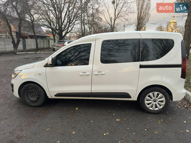 Белый Рено Экспресс, объемом двигателя 1.46 л и пробегом 100 тыс. км за 13500 $, фото 7 на Automoto.ua