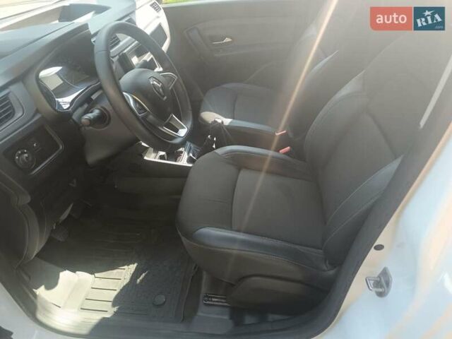 Білий Рено Експрес, об'ємом двигуна 1.46 л та пробігом 86 тис. км за 12600 $, фото 10 на Automoto.ua