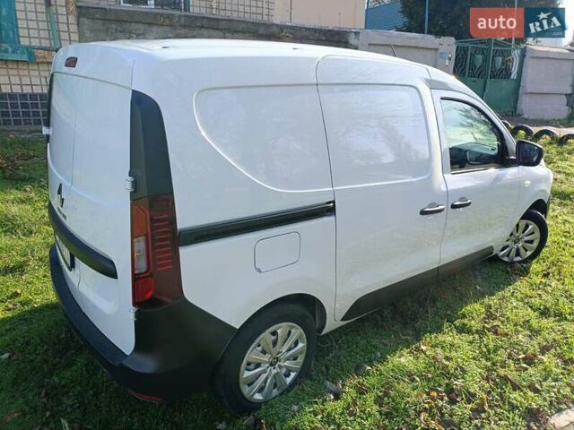 Белый Рено Экспресс, объемом двигателя 1.5 л и пробегом 87 тыс. км за 12999 $, фото 5 на Automoto.ua