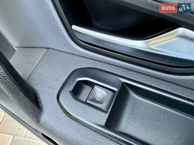 Рено Экспресс 2023 в Одессе на Automoto.ua Белый Рено Экспресс, объемом двигателя 1.46 л и пробегом 57 тыс. км за 9999 $, фото 40 на Automoto.ua