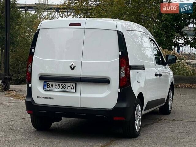 Білий Рено Експрес, об'ємом двигуна 1.46 л та пробігом 59 тис. км за 16700 $, фото 6 на Automoto.ua