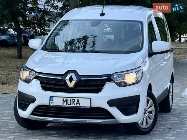 Рено Экспресс 2023 в Одессе на Automoto.ua Белый Рено Экспресс, объемом двигателя 1.46 л и пробегом 57 тыс. км за 9999 $, фото 9 на Automoto.ua