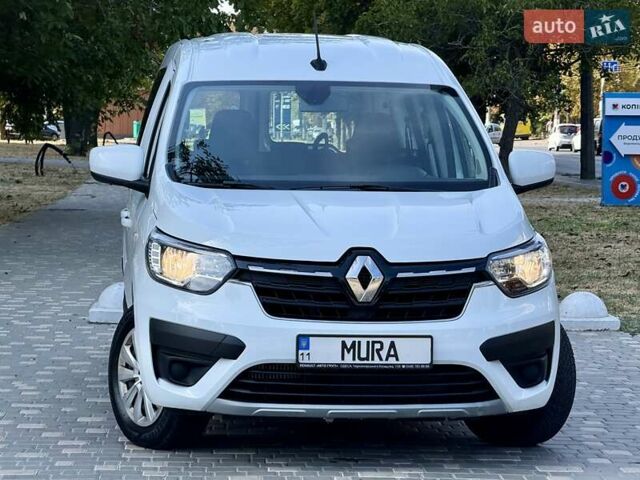 Рено Экспресс 2023 в Одессе на Automoto.ua Белый Рено Экспресс, объемом двигателя 1.46 л и пробегом 57 тыс. км за 9999 $, фото 17 на Automoto.ua