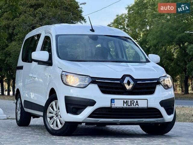 Рено Экспресс 2023 в Одессе на Automoto.ua Белый Рено Экспресс, объемом двигателя 1.46 л и пробегом 57 тыс. км за 9999 $, фото 19 на Automoto.ua
